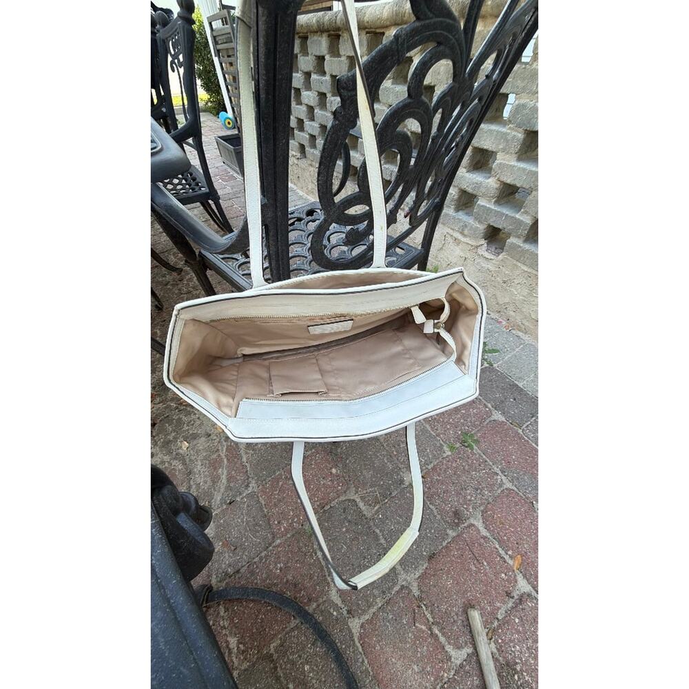 Coach Laser Cut Floral Leather Tote Bag - Picture 7 of 8